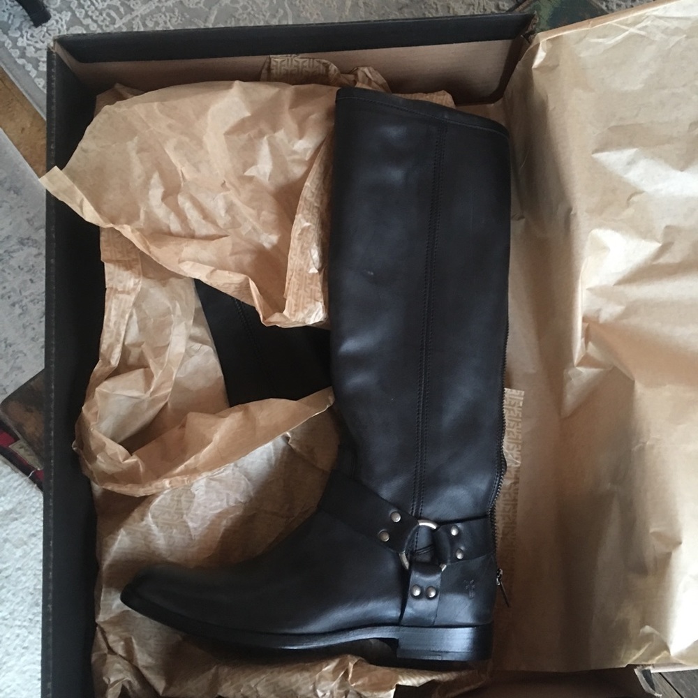 Frye Phillip harness 7.5